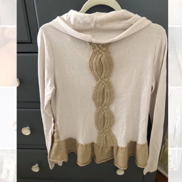 Moth Cow Neck Sweater ❤️ - Picture 2 of 4